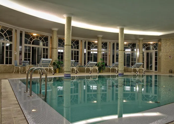 Esplanade And Golf Марианске-Лазне