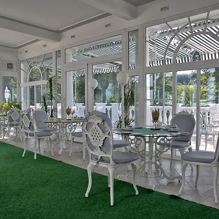 Hotel Esplanade And Golf 5*