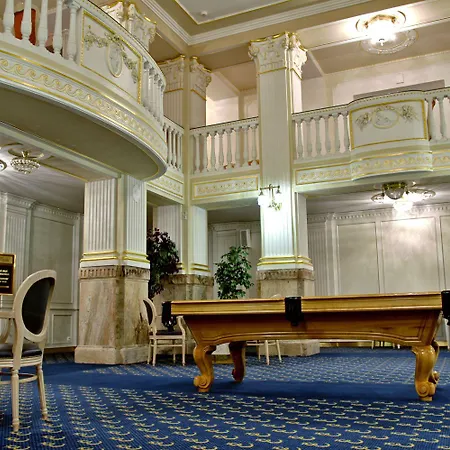 Hotel Esplanade And Golf Mariańskie Łaźnie