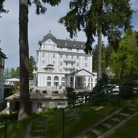 Esplanade And Golf Hotel