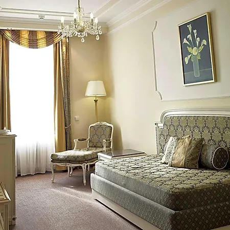 Esplanade And Golf Hotel 5*
