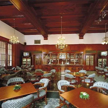 滨海温泉高尔夫度假酒店 5*