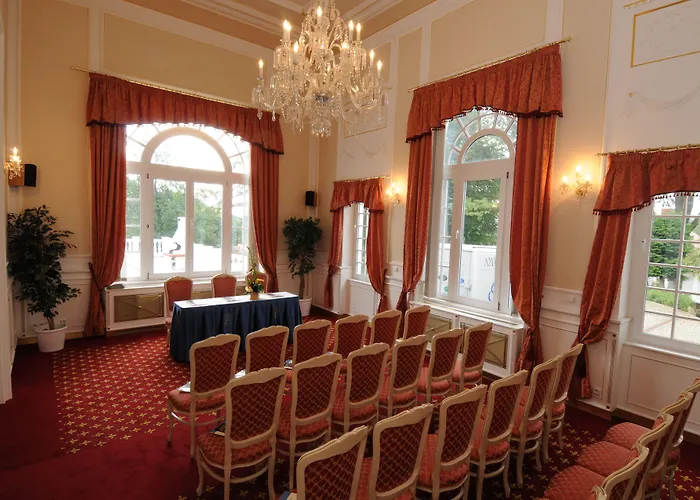 滨海温泉高尔夫度假酒店