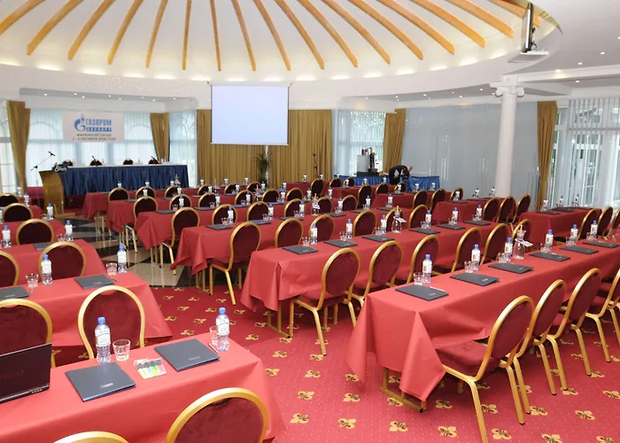 滨海温泉高尔夫度假酒店 5*